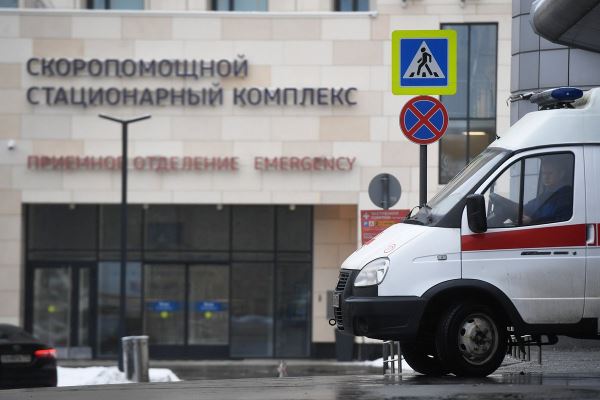 Известного российского поэта сбила машина в Москве. Он находится в тяжелом состоянии