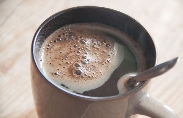 Почему нельзя пить кофе сразу после пробуждения: ответ доктора
